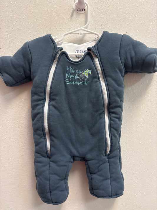 3-6m Small Baby Merlin Magic Sleepsuit
