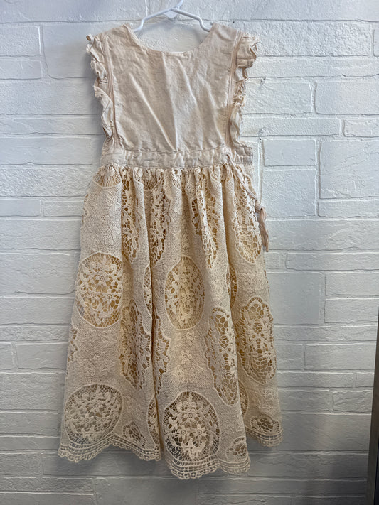 7 Bow Dream Cream Lace Sleeveless Dress