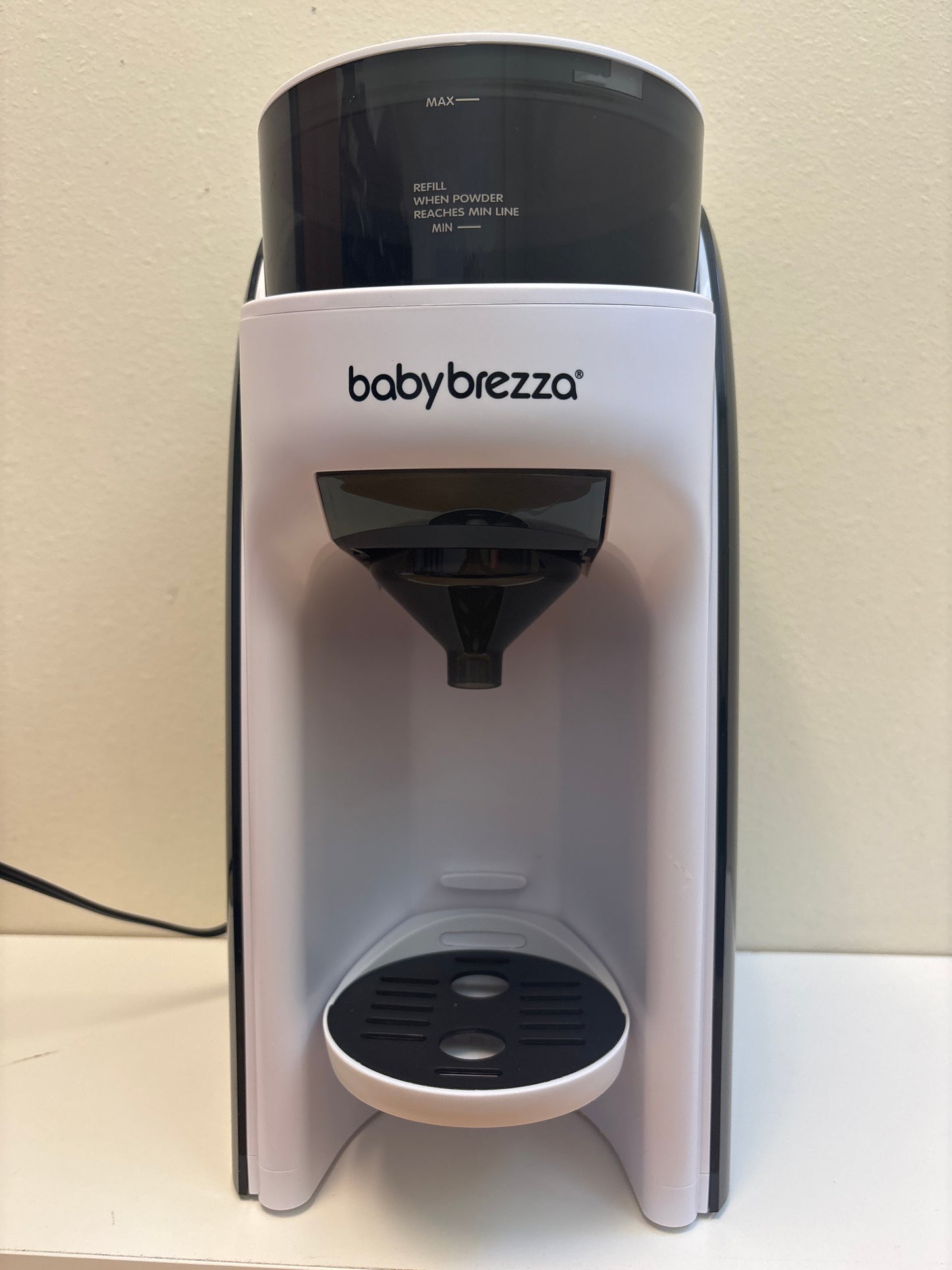 Baby Brezza Formula Pro® Advanced Baby Formula Dispenser Like New