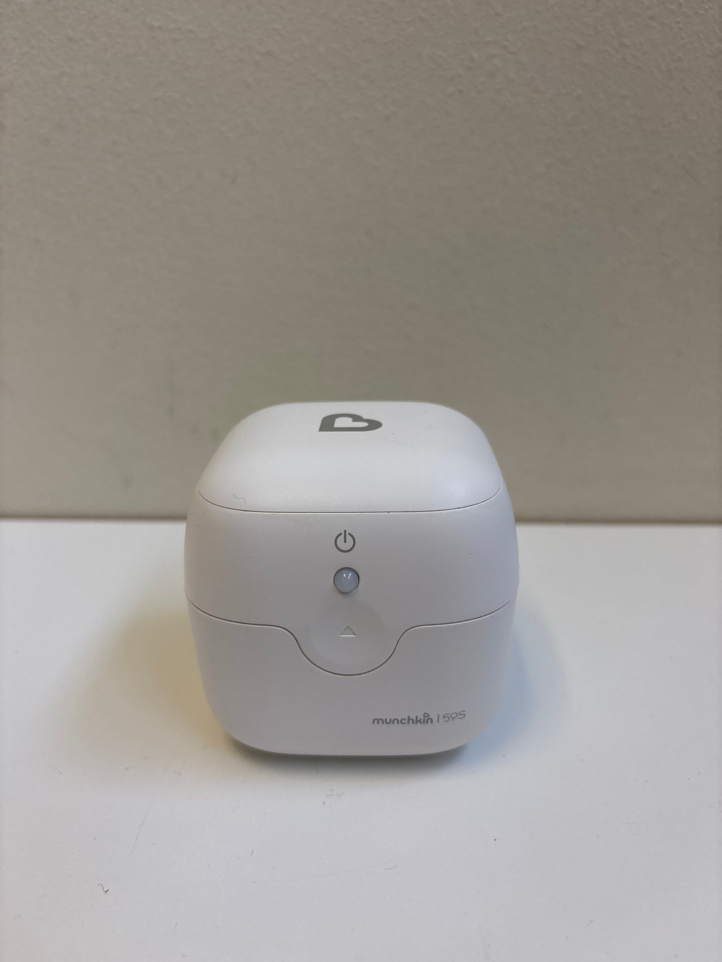 Munchkin 59S Pacifier Sterilizer