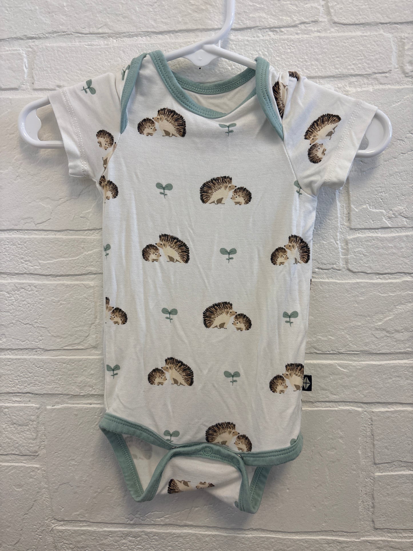 0-3m Kyte Bamboo Hedgehog Onesie