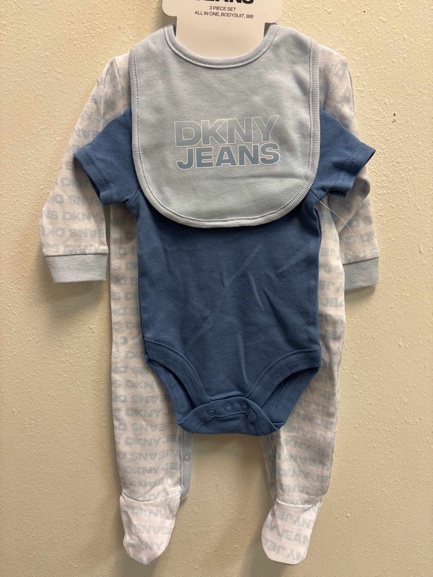 3-6m New DKNY Outfit