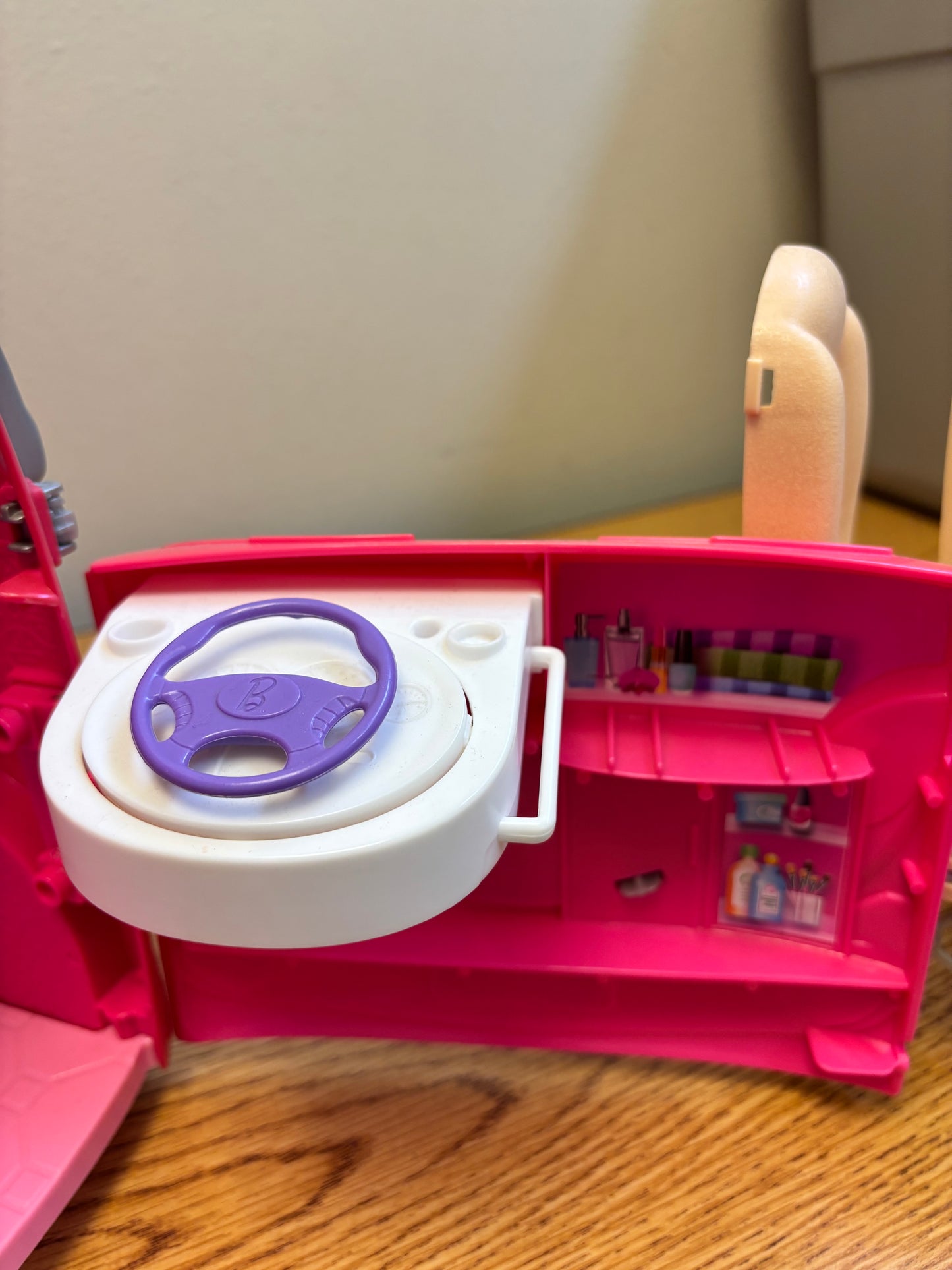 Barbie Pop Up Motor Home Pink RV Dream Camper Van Playset 2014