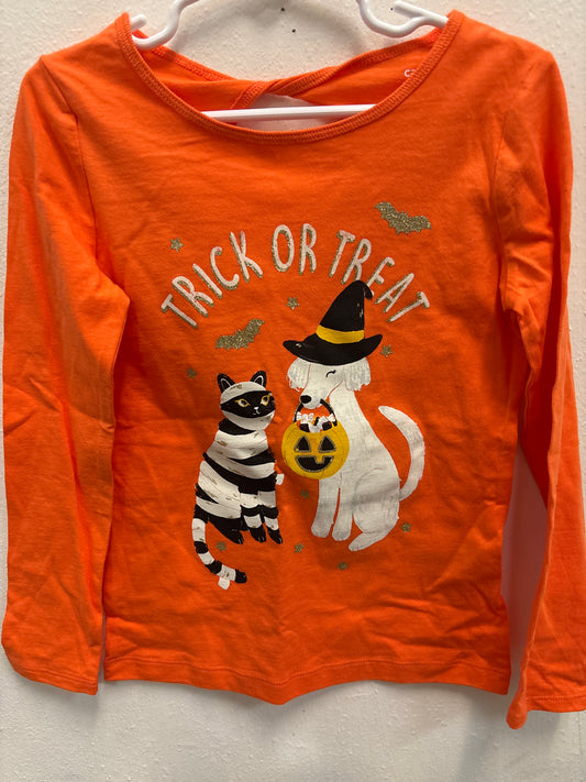6 Dog and Cat Trick or Treat Tee