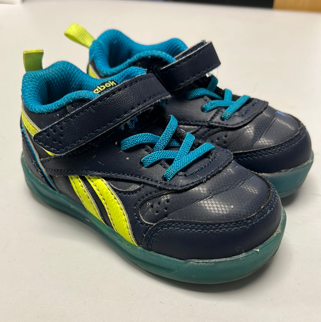 Size 5 Reebok Blue Tennis Shoes