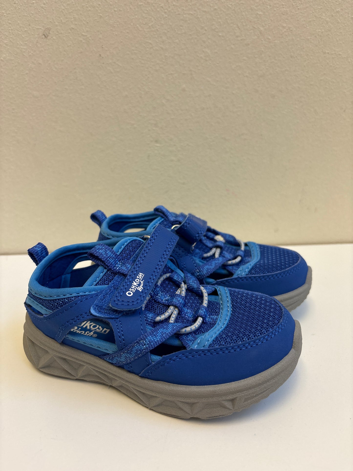 Size 8 Osh Kosh Blue Sandals
