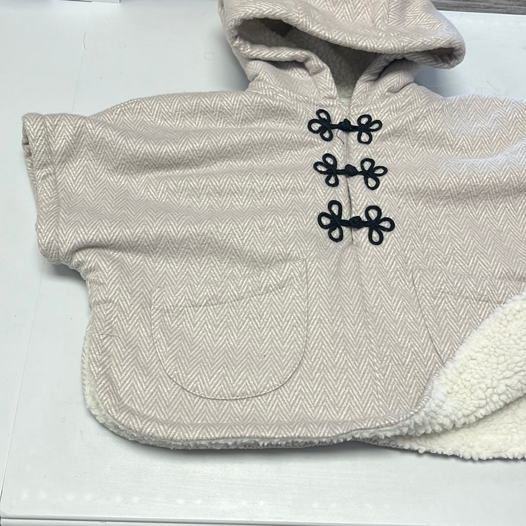 2T Hooded Sweater Cape