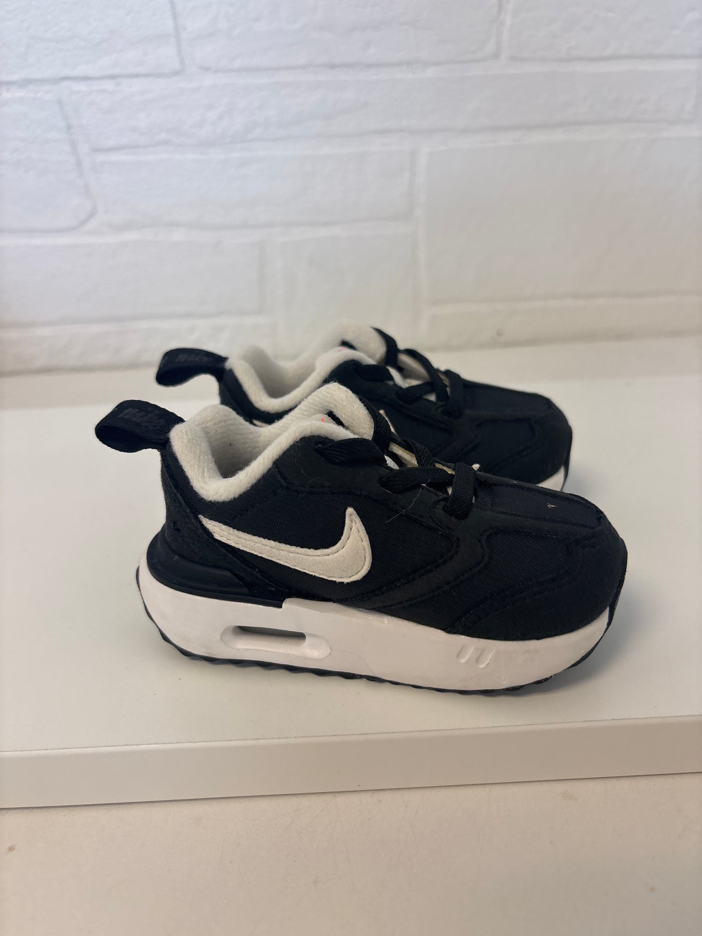 Size 4 Toddler Black White Nikes
