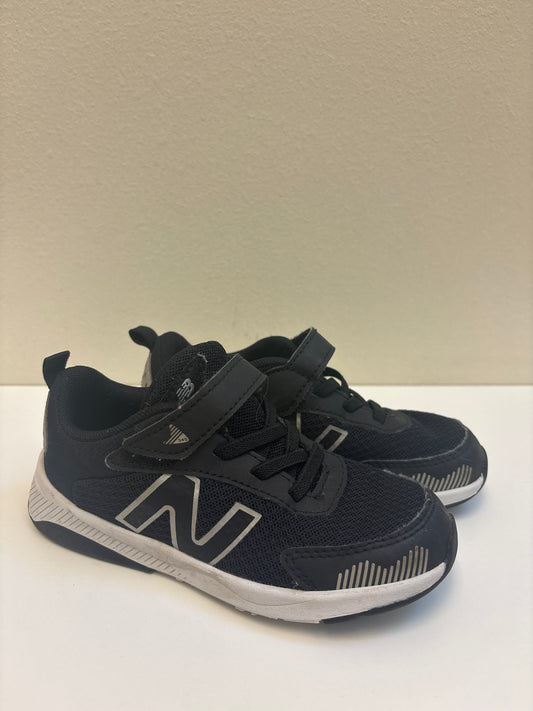 Size 10 Black New Balance