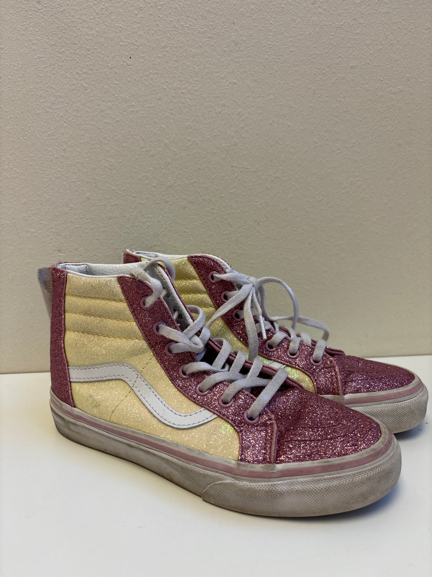 Size 3 Big Kids Glitter Vans