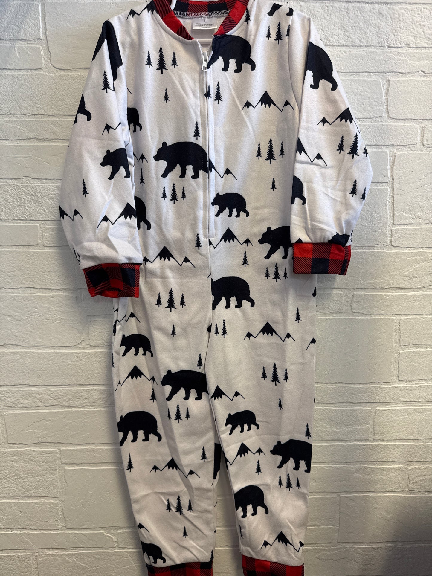 M(4t) NEW Bear Bum Pajamas