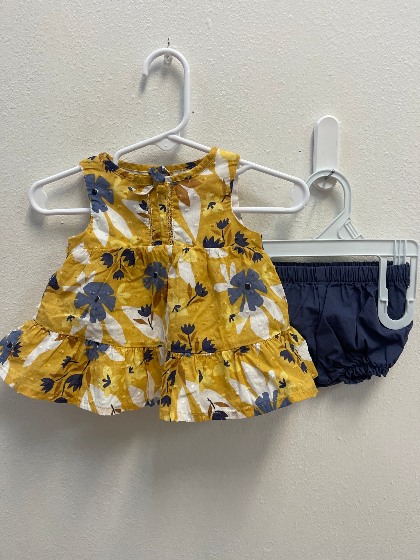 0/3m Tommy Bahama Yellow + Navy Floral Set