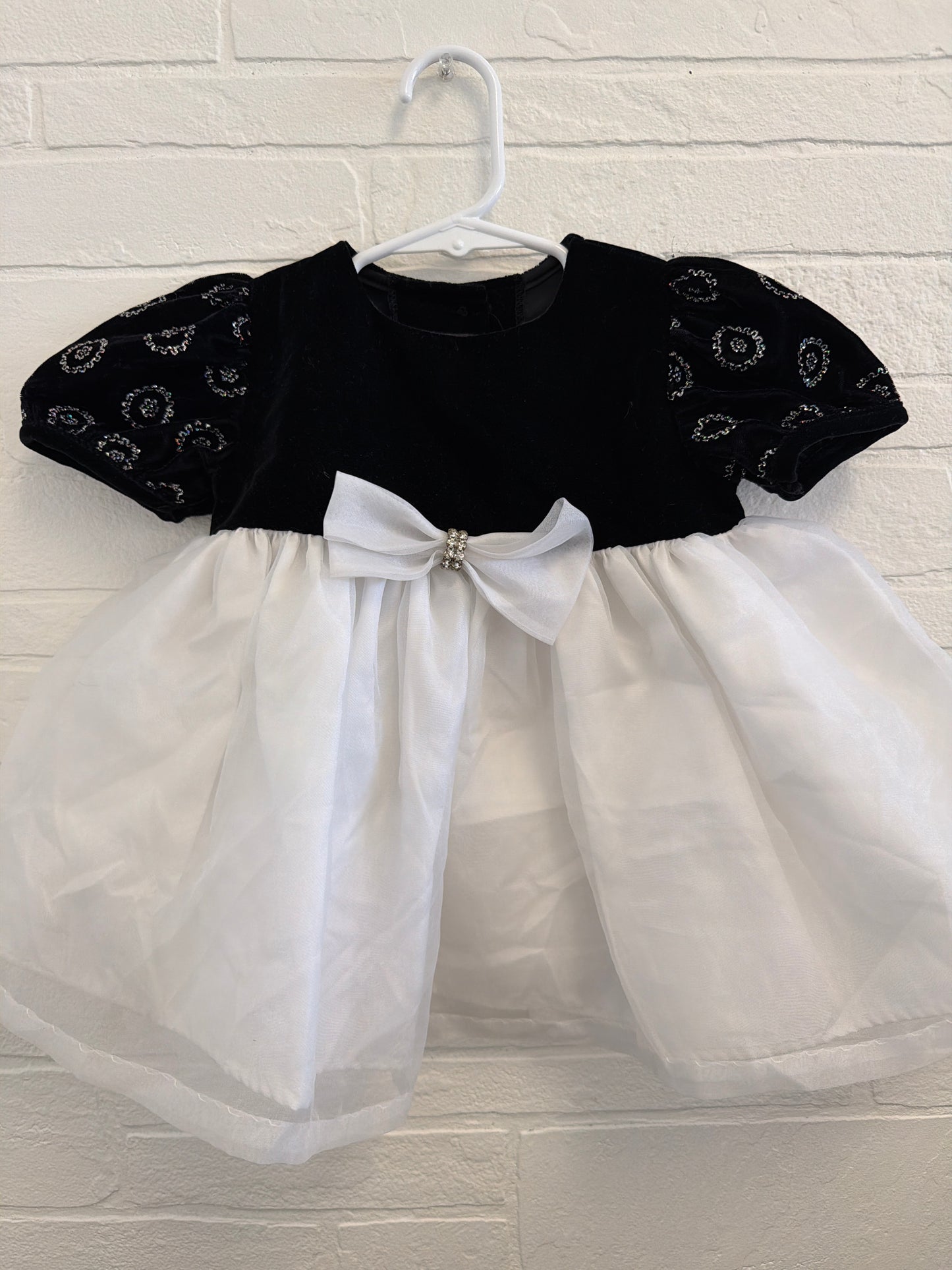 18m Vintage Bonnie Baby Black Velvet + White Fancy Dress