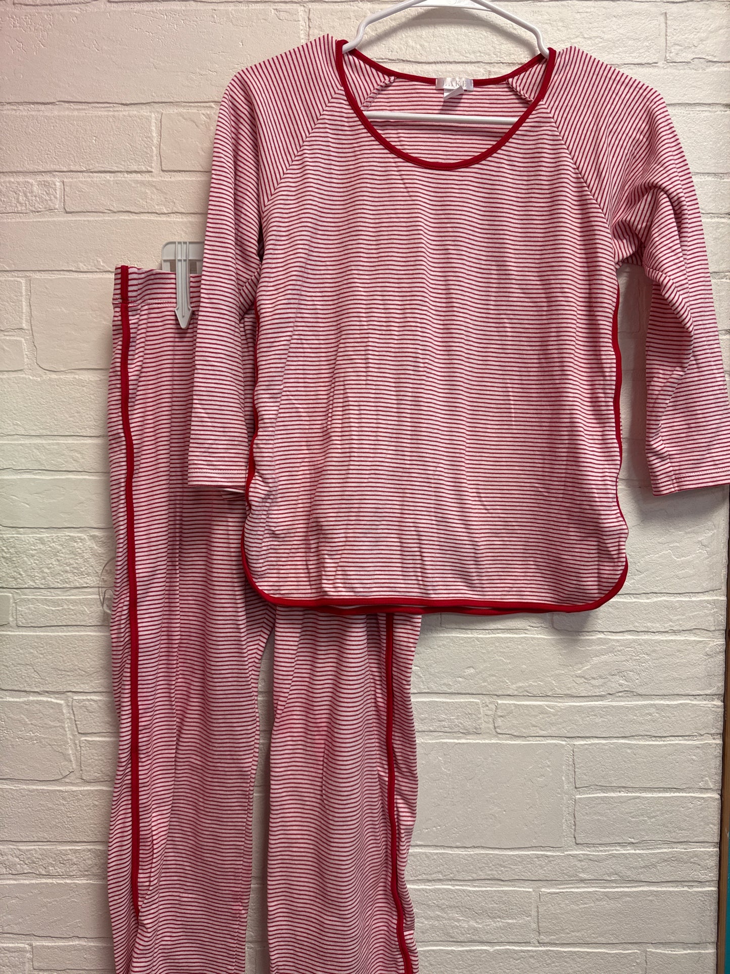 AXS LAKE Red Striped Loungewear