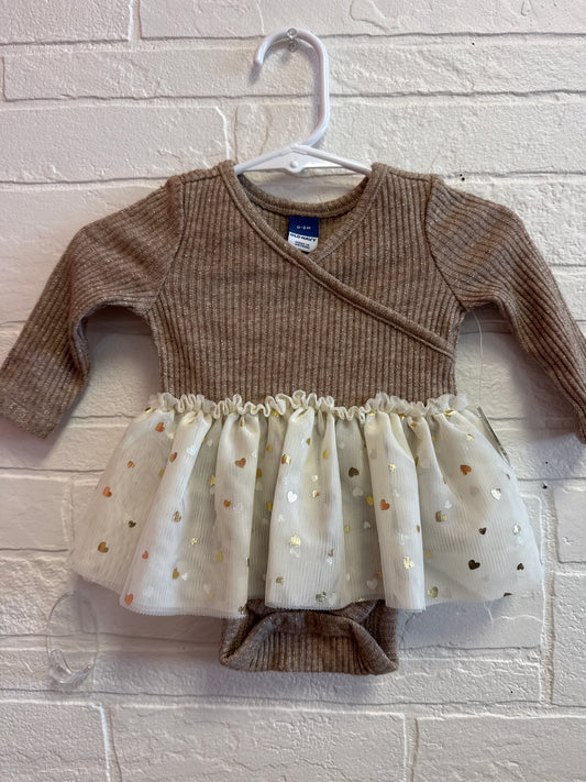 0-3m NEW Old Navy Gold Hearts Skirted Romper