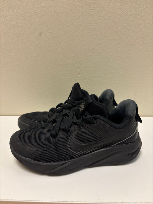 Size 12 Black Nike Shoes