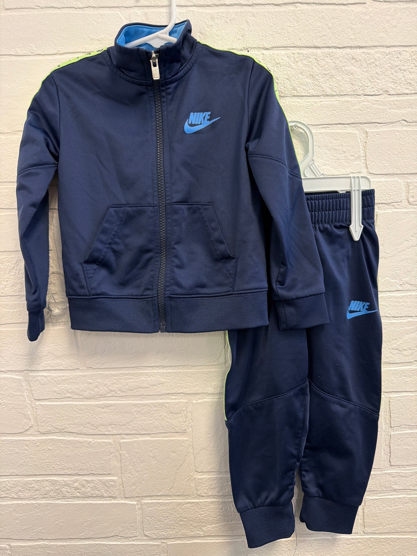 2t Nike Blue+Green Tracksuit