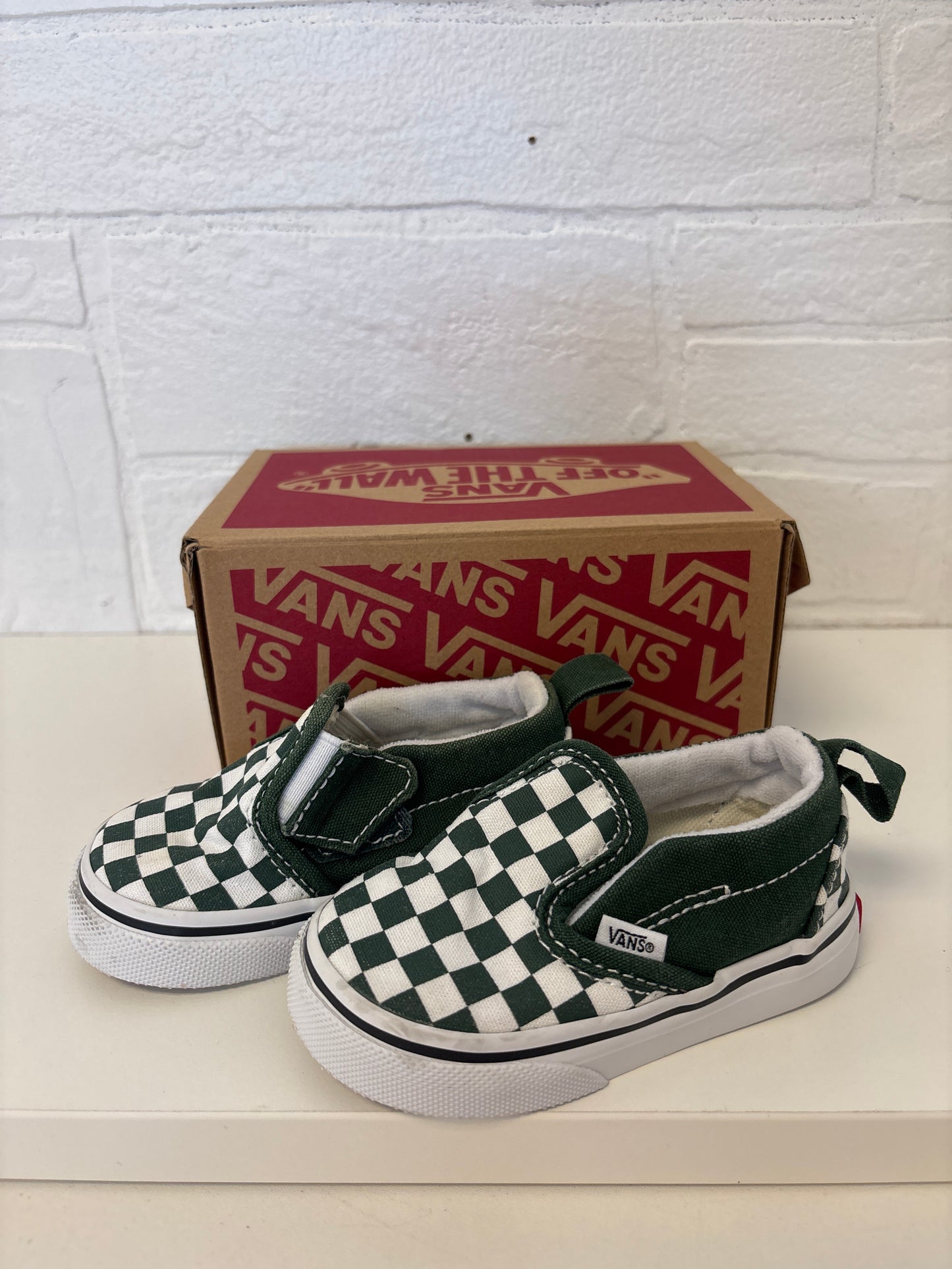 Size 4 Infant Green Checkerboard Vans