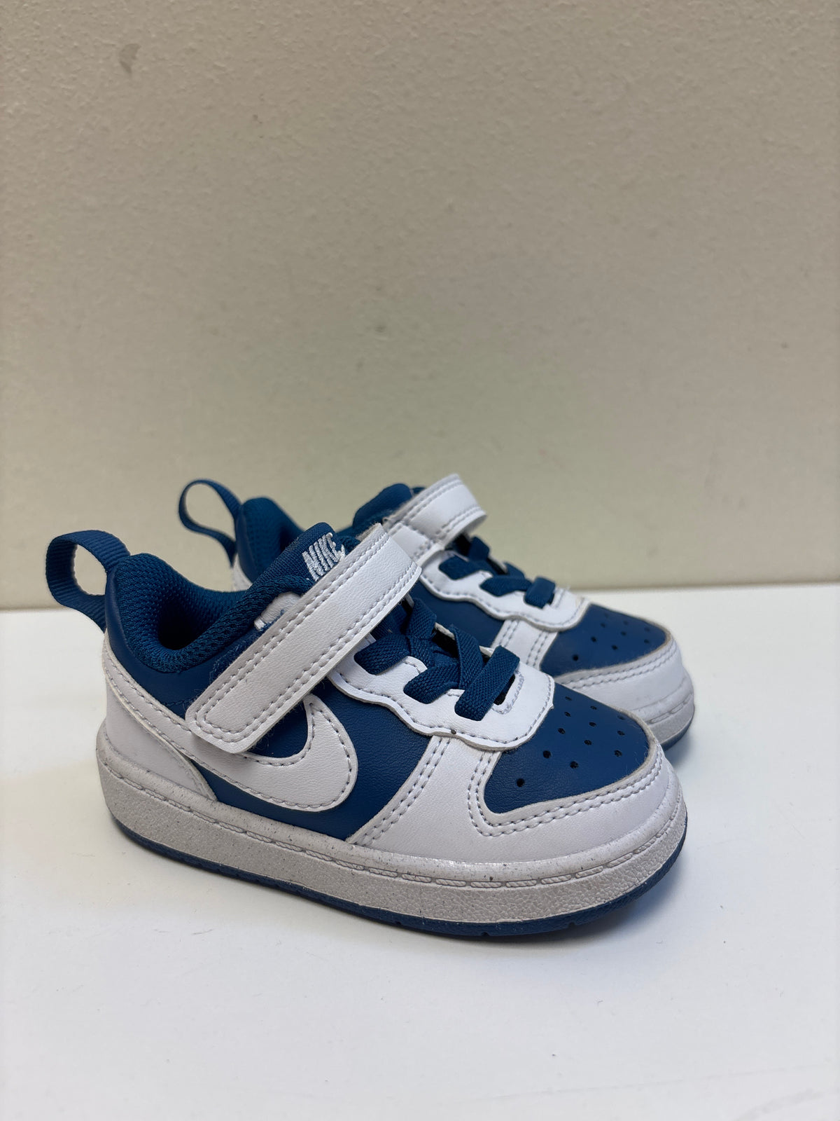 Size 5 Toddler Blue White Nikes