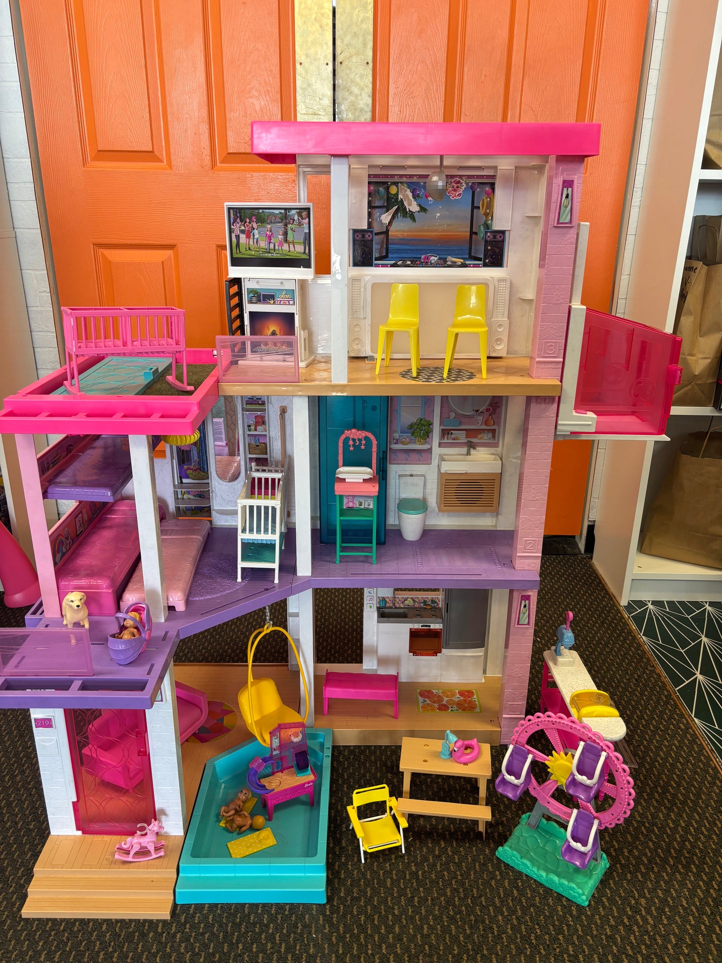 Large Barbie Dreamhouse