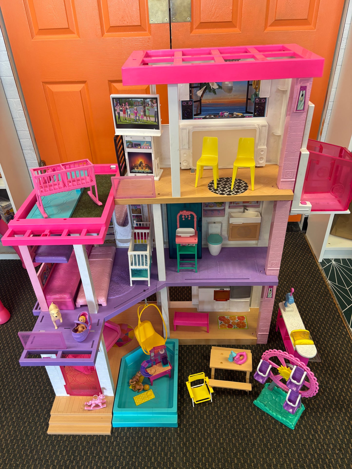 Large Barbie Dreamhouse